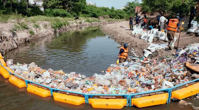 stop-ocean-plastics-in-rivers